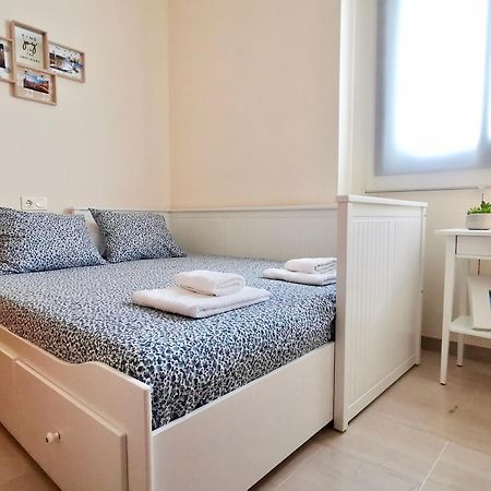 Teodosio Apartment Free Parking & Central Ac Севиля Екстериор снимка
