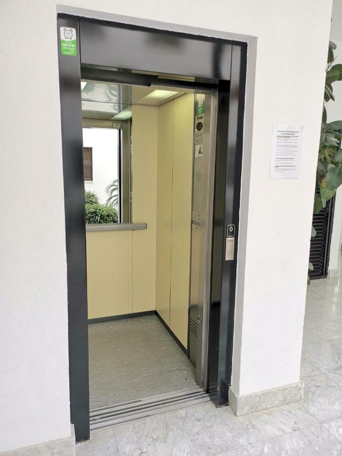 Teodosio Apartment Free Parking & Central Ac Севиля Екстериор снимка